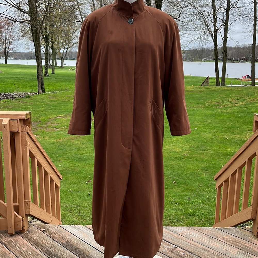 Jones New York vintage raincoat with lining 16-18